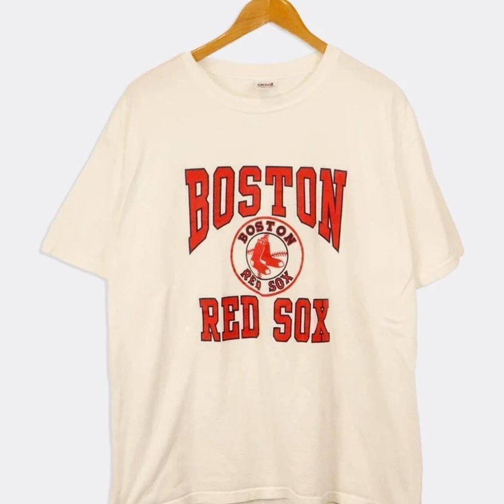 Boston Red Sox Vintage Block Logo Baseball Fan Unisex T-Shirt